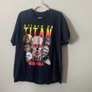Hot Topic Attack on Titan Black Tee
